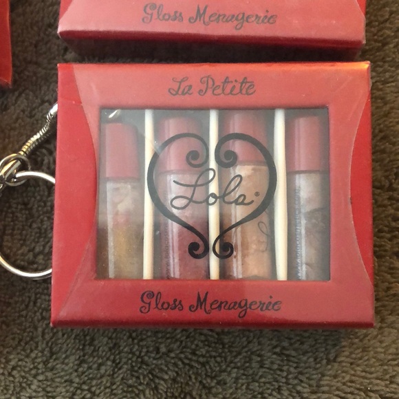 Six sets of keychain lip glosses - Picture 2 of 2